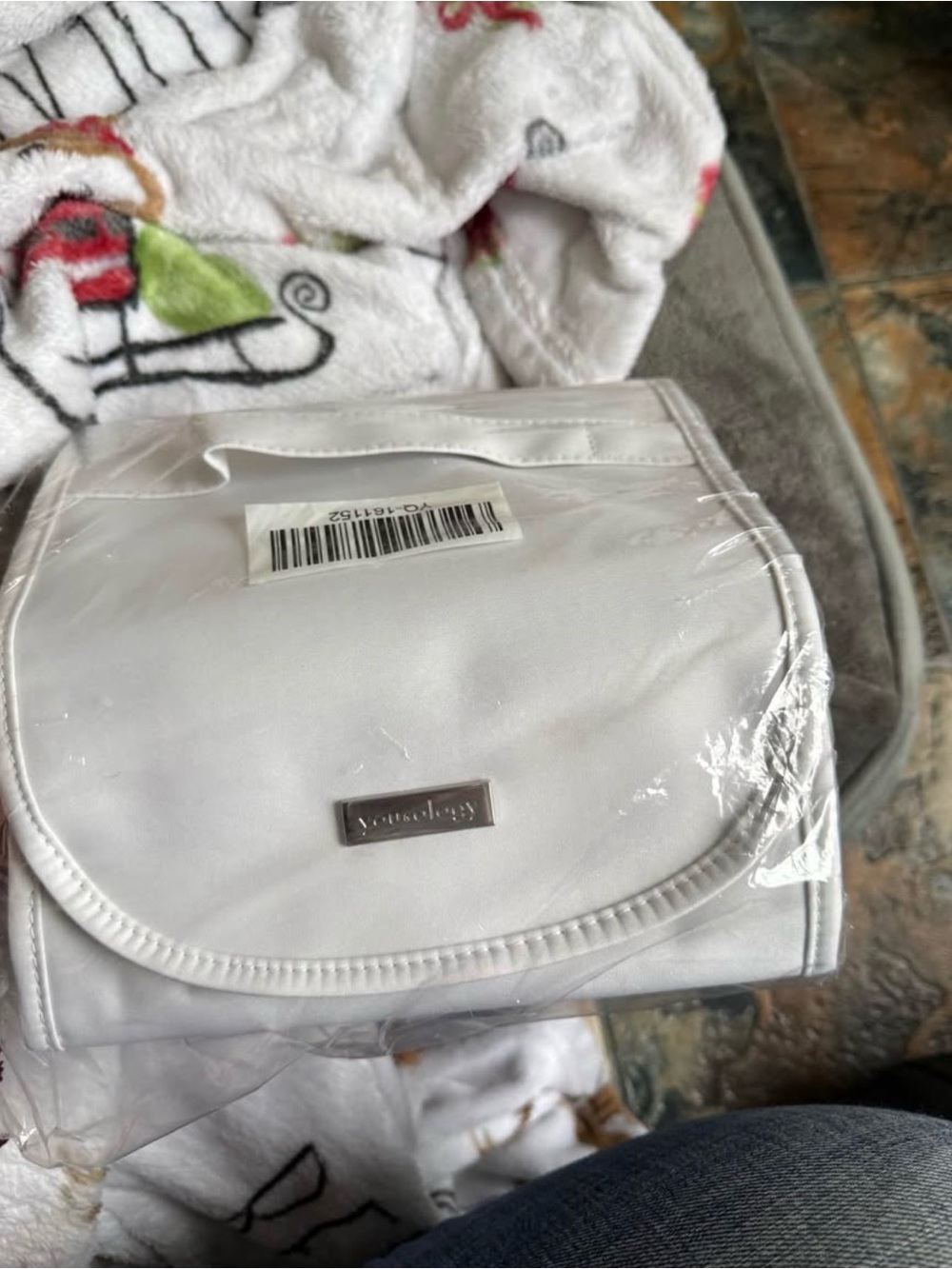 Youology White Travel Cosmetic Case